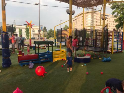 Korzo-Park-Raspust-je-poceo-pravac-u-Korzo_001